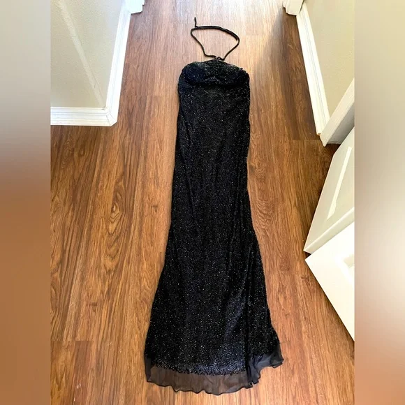 One Of Kind Uk Designer Evening Gown | Color: Black | Size: 6 | Makucharek's Closet One Of Kind Uk Designer Evening Gown | Color: Black | Size: 6 | Makucharek's Closet
